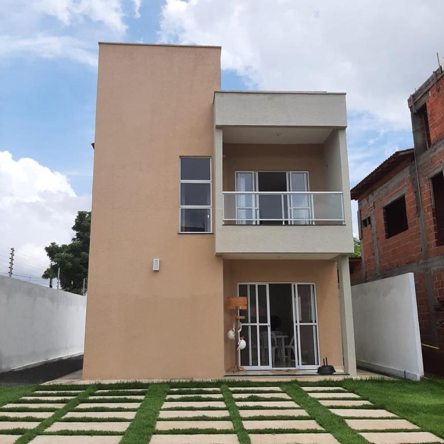 Casa à venda com 3 quartos, 99m² - Foto 1